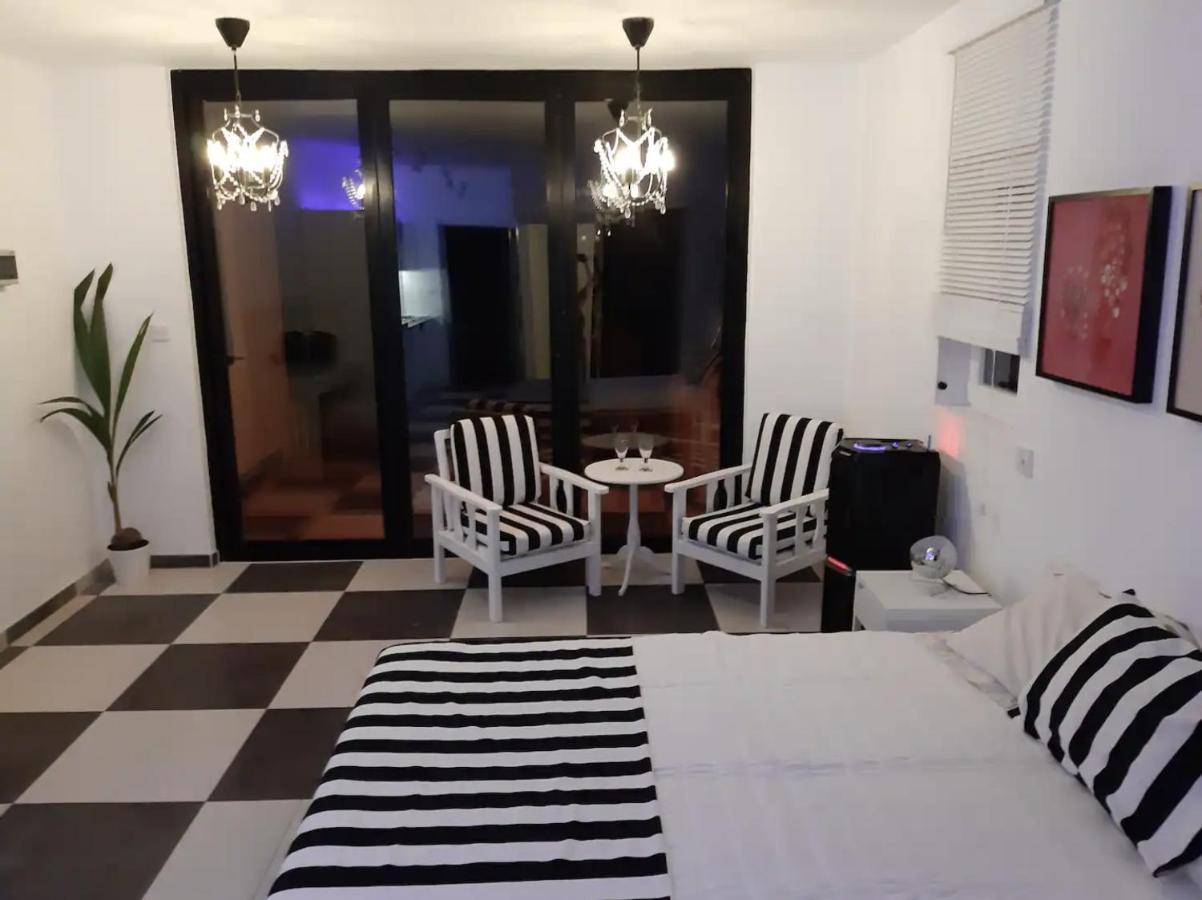 The Pervoli Studio - Pool - Close To Beach 拉纳卡 外观 照片
